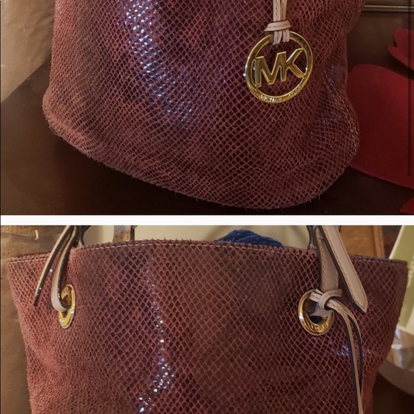 💕🎁 Michael Kors beautiful🛍💕🎁🥰 - Picture 4 of 8